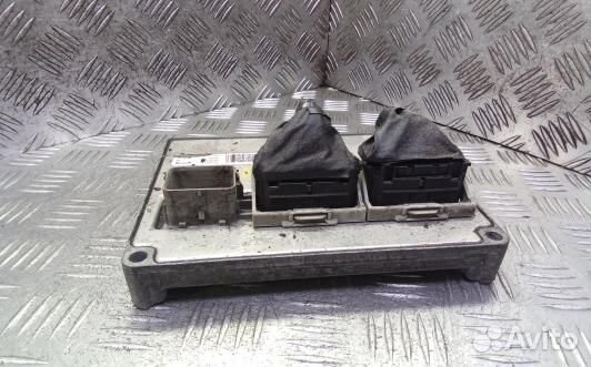 Блок управления двигателем volvo V50 MW (DBG18PF01