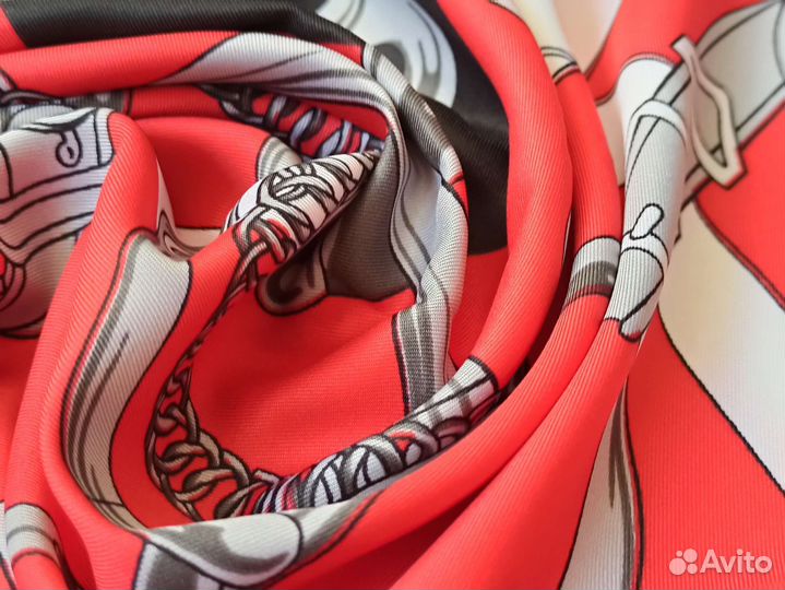 Платок Шелковый Турция красный с черным