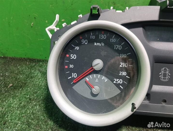 Приборная панель Renault Megane 2 (LM0C) 2004