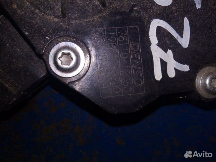 Педаль газа Toyota Prius ZVW30 2zrfxe 2012