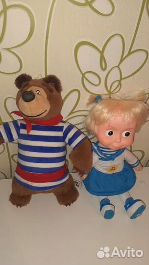 Игрушка Маша Медведь
