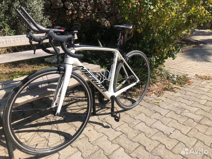 Шоссейный велосипед Merida scultura 5000