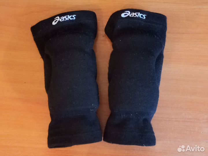 Наколенники Asics волейбольные