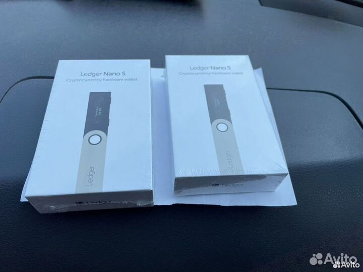 Кошелек ledger Nano S новый