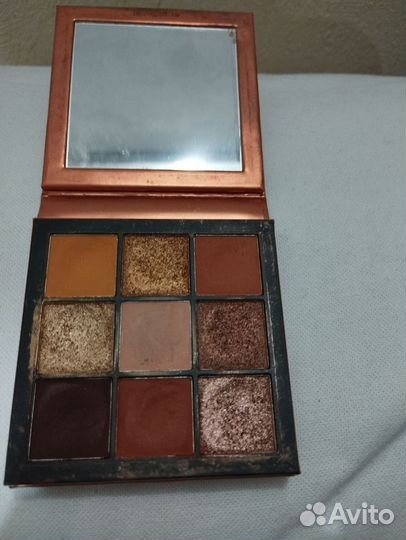 Тени для век