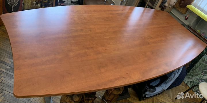 Конференц стол бу. Милан