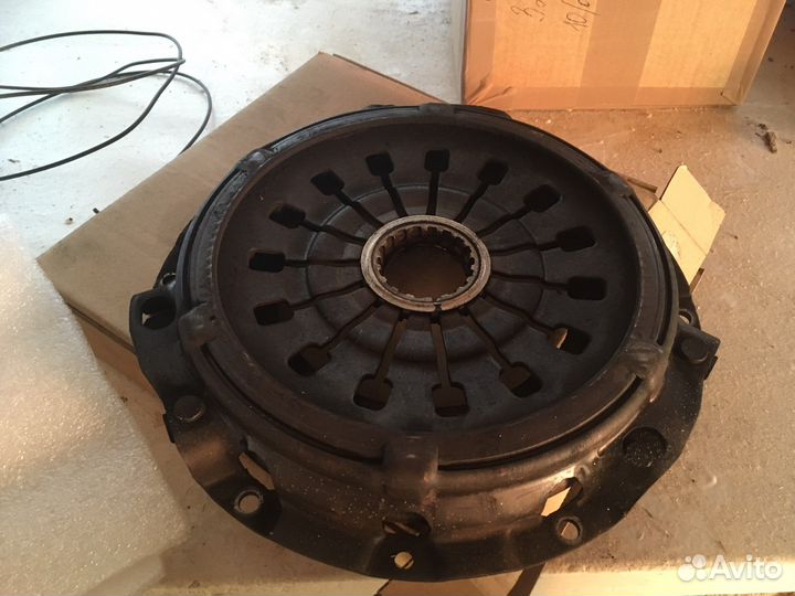 Корзина сцепления pajero 4