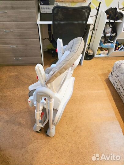 Стульчик для кормления babyton