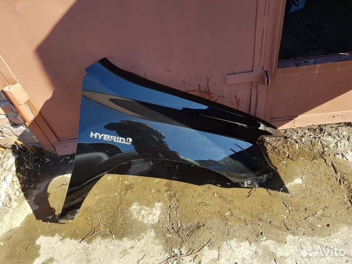 Крыло Toyota highlander II