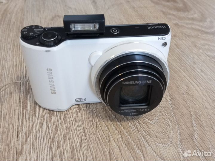 Цифровой фотоаппарат Samsung WB200F