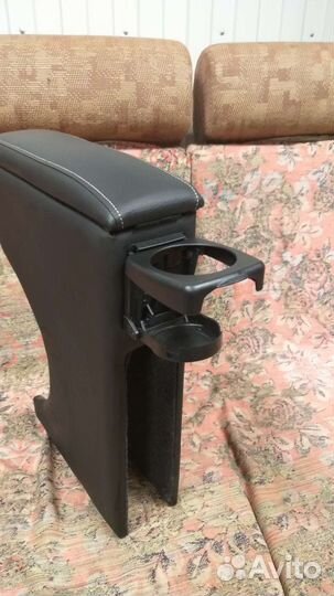 Подлокотник в микроавтобус