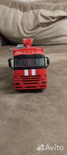 Машинка пожарная с баком для воды