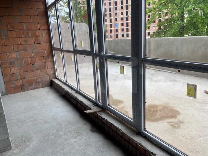 2-к. квартира, 100 м², 10/13 эт.