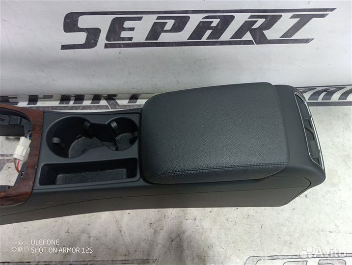 Подлокотник Audi A4 Allroad B8 2.0 CDN 2010