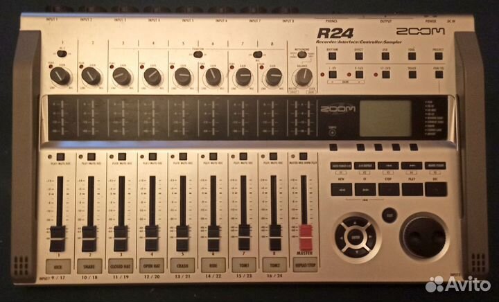 Zoom R-24 (2 штуки)