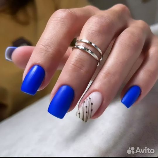 Маникюр и педикюр