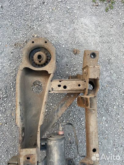 Задний подрамник mazda 3 bk