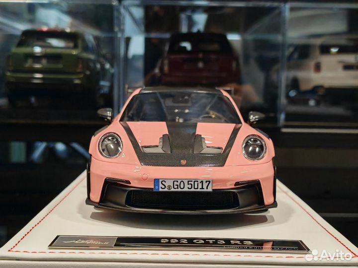Porsche 911 992 GT3 RS IVY 1:18 (25 pcs.)