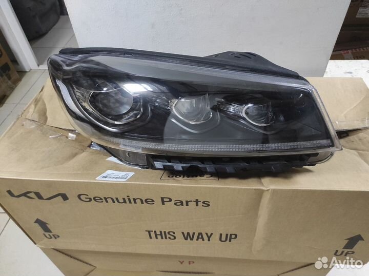 Фара правая Kia Sorento 3 Prime (2017-2020)