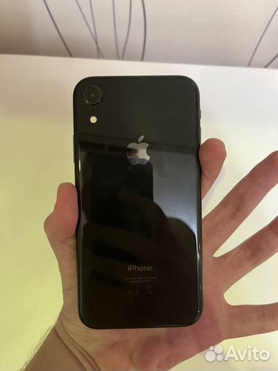 Телефон iPhone XR 64 gb