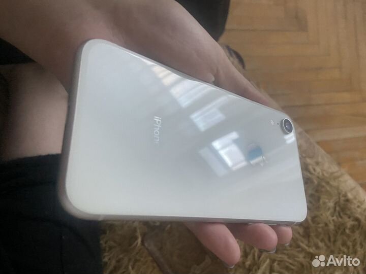 iPhone Xr, 128 ГБ