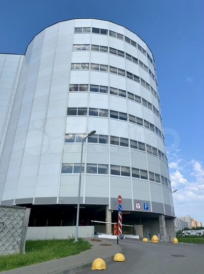 Машиноместо, 13 м²