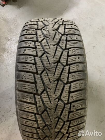 Nokian Tyres Hakkapeliitta 7 235/50 R18