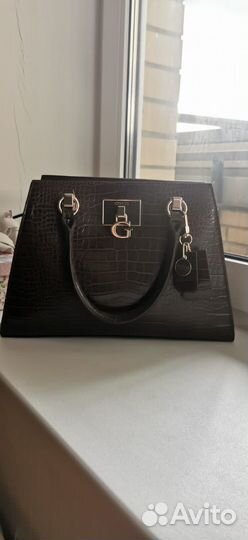 Сумка guess новая оригинал