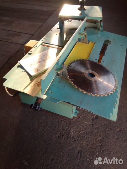 Циркулярная пила с фуганком