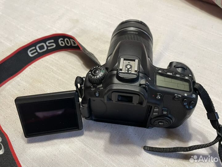 Зеркальный фотоаппарат canon 60d