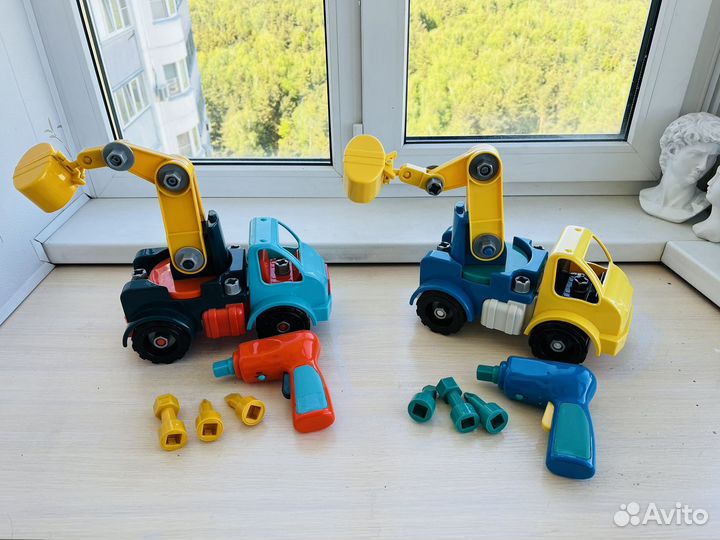 Игрушка конструктор Battat кран