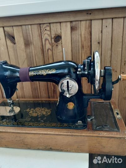 Швейная машина Подольск ручная СССР