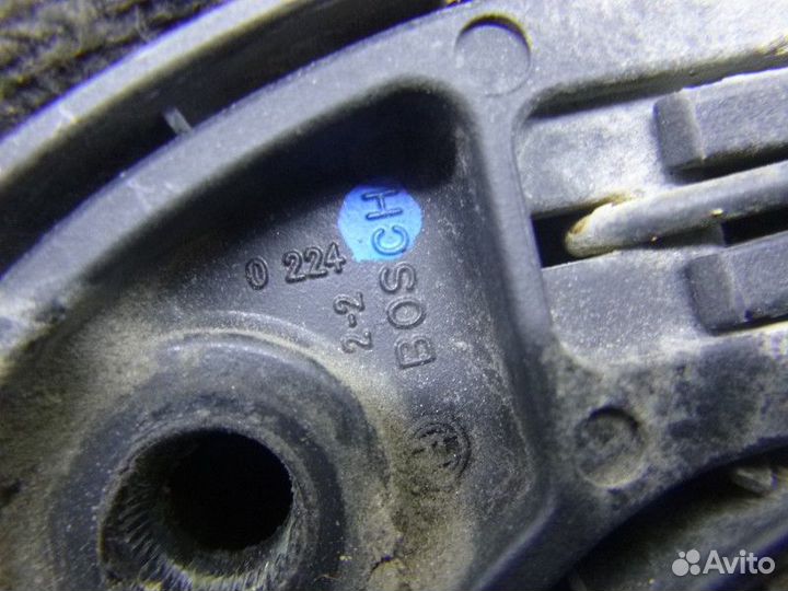 Поводок стеклоочистителя заднего KIA ceed II 2012