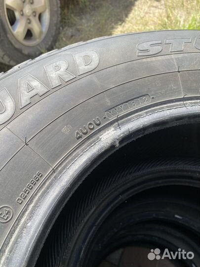 Yokohama Ice Guard Stud IG55 235/75 R16