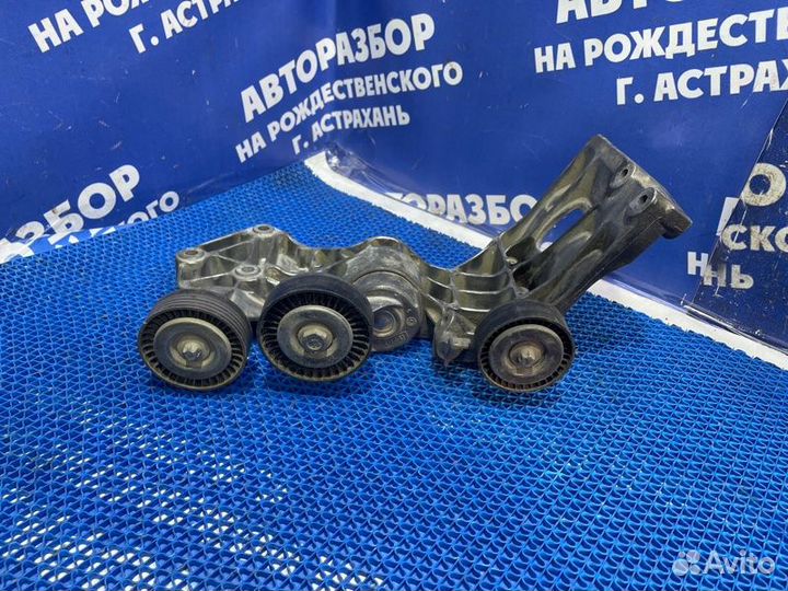 Кронштейн кондиционера Mercedes-Benz W169 хэтчбек