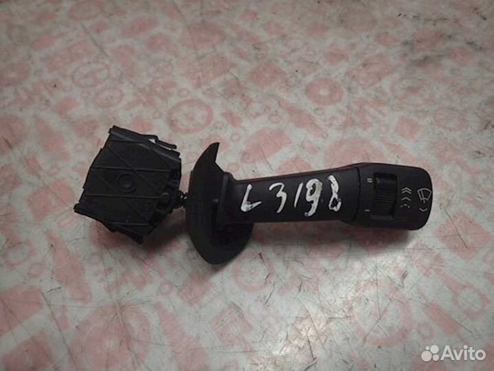 Переключатель дворников BMW 7 E38 1996 61318352171