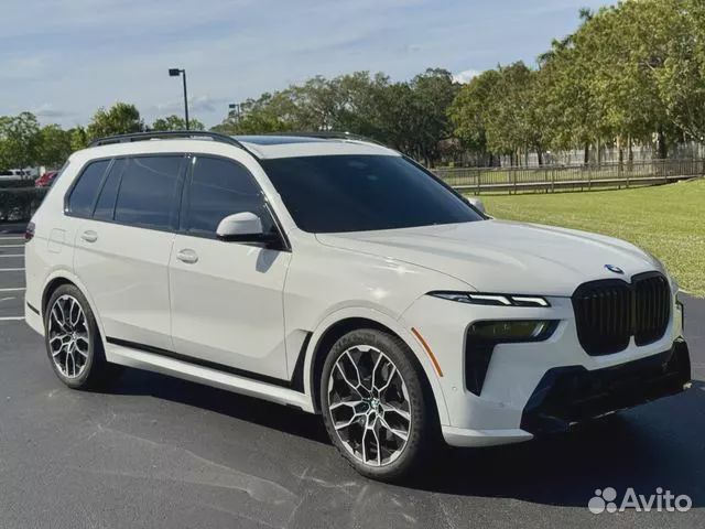 BMW X7 3.0 AT, 2023, 31 000 км