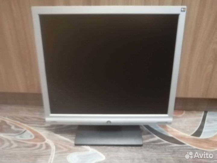 Монитор Benq 17