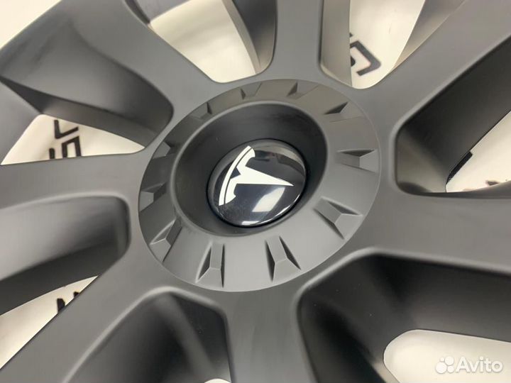 Колпаки Tesla Model Y R19