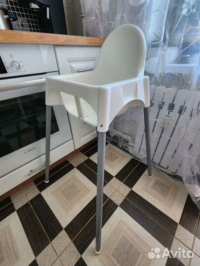 Стульчик для кормления со столиком IKEA