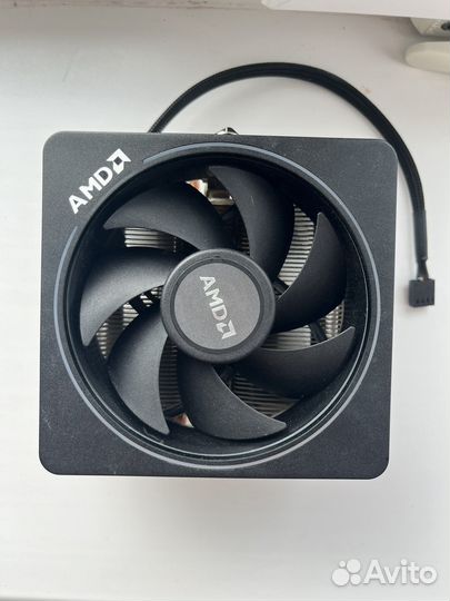 Кулер для процессора AMD Wraith Max