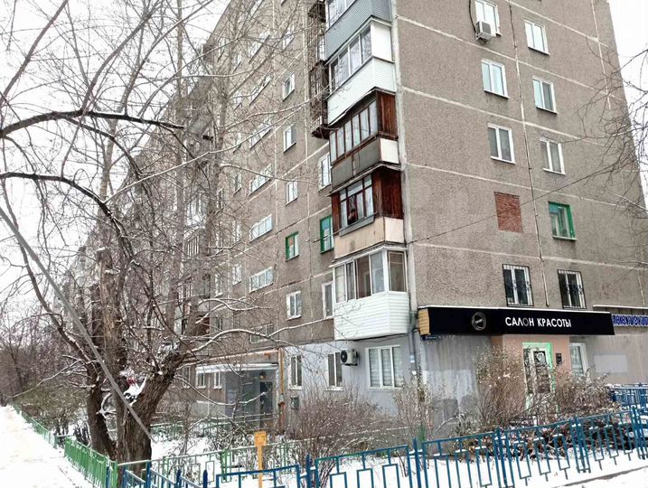 2-к. квартира, 45 м², 1/9 эт.