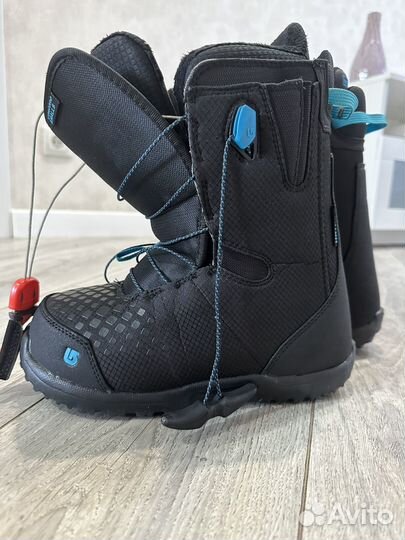 Сноубордические ботинки burton и сноуборд