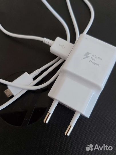 Зарядное устройство для телефона