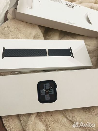 Apple watch SE gen 2 44mm Midnight