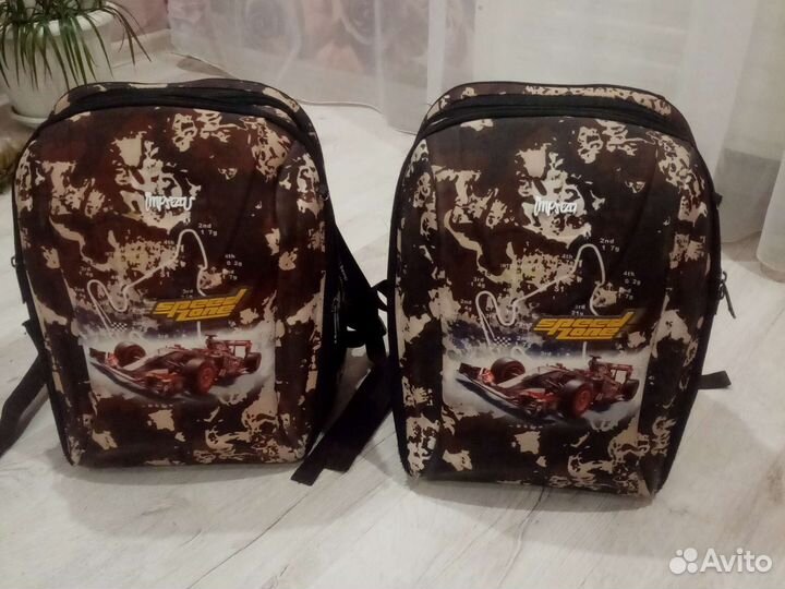 Рюкзаки школьные с ортопедической спинкой и другие