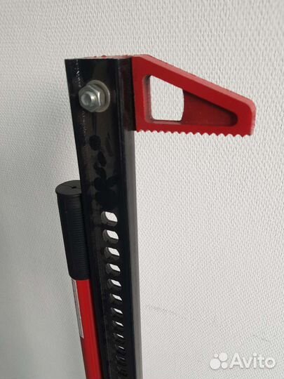 Новый Домкрат реечный 3 тонны 120см