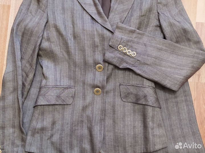 Брючный костюм женский. Mexx, Sisley. 42 размер