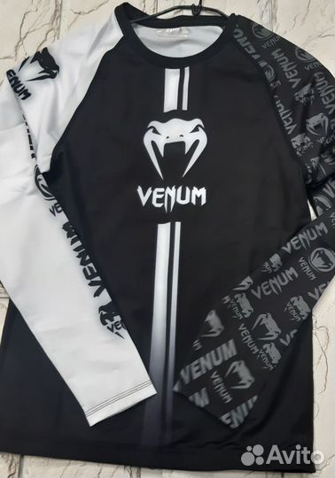 Рашгард Venum