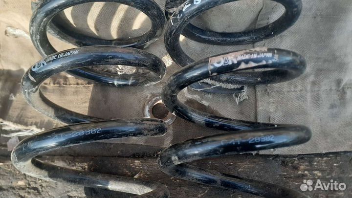Пружины задние toyota town ace, baihatsu